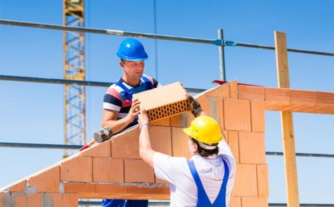 Les assurances obligatoires pour la construction d’une maison