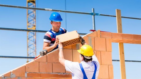 Les assurances obligatoires pour la construction d’une maison